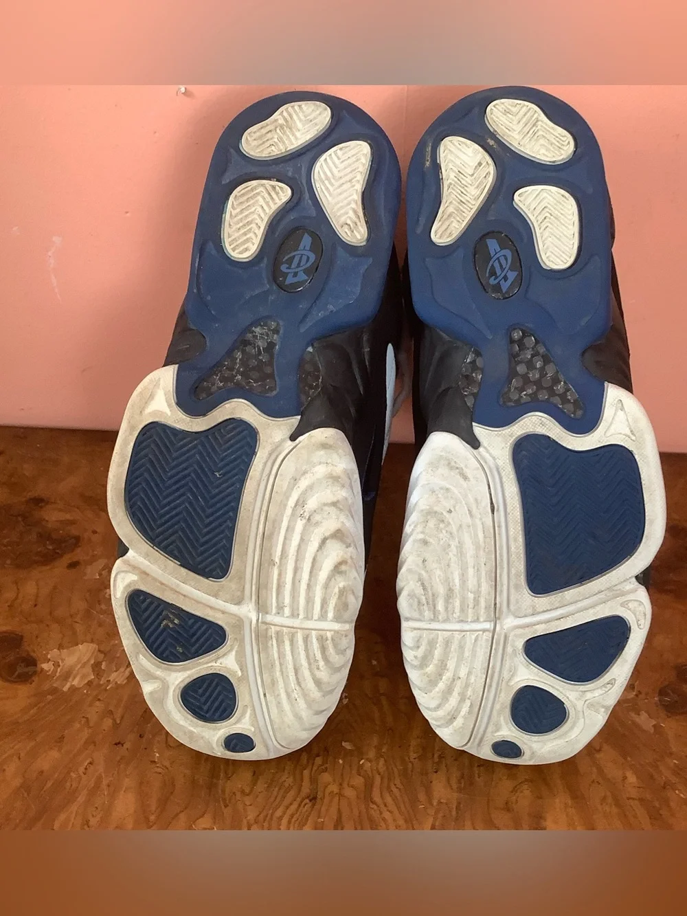 Nike Air Penny 4 OG Orlando Sneakers 864018-100 Men’s Shoes Size 10.5 No Laces